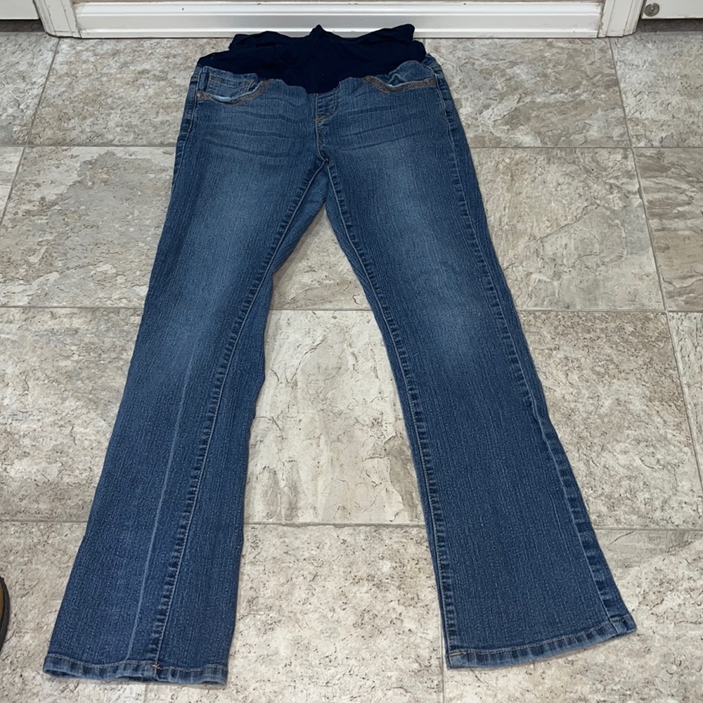 Size medium New Recruit maternity pants